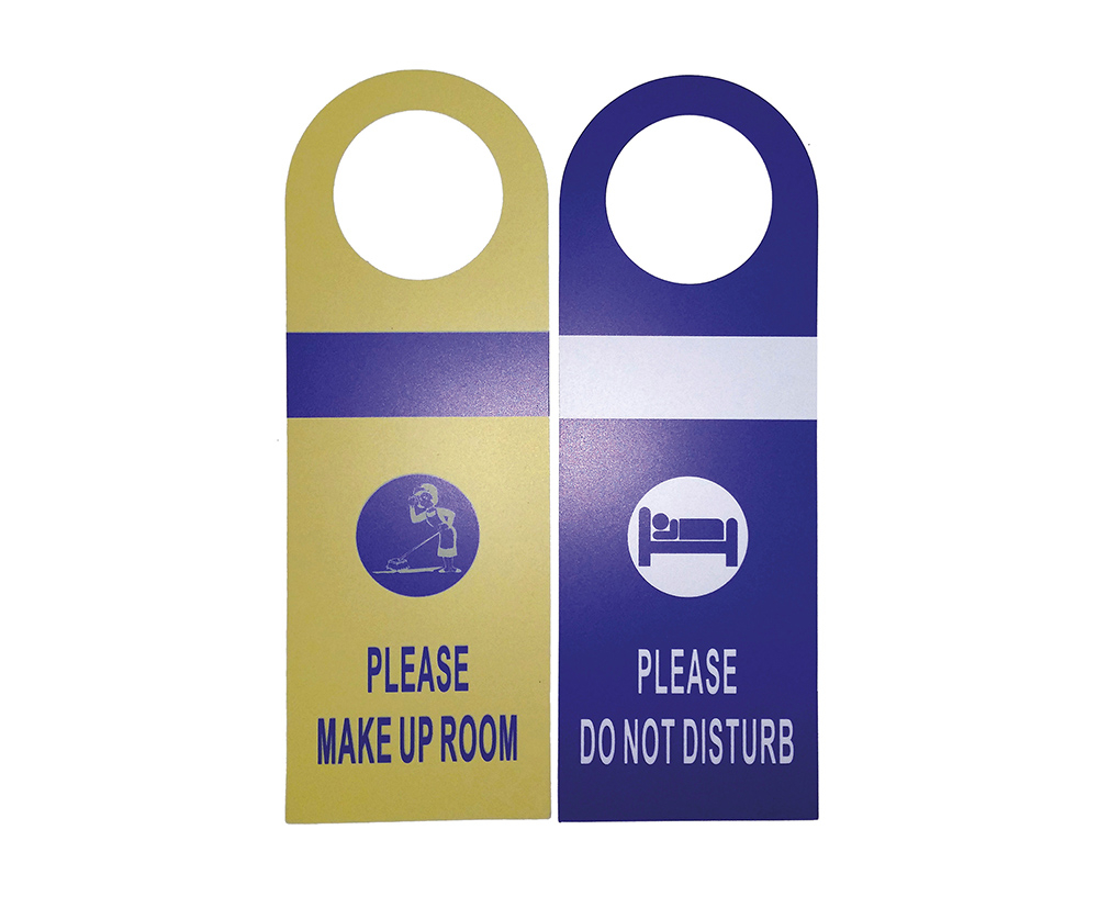 Plastic door hanger "Do not disturb"